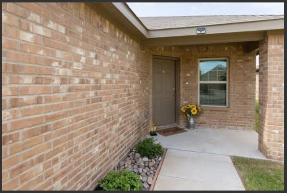 2432 French St – photo 4