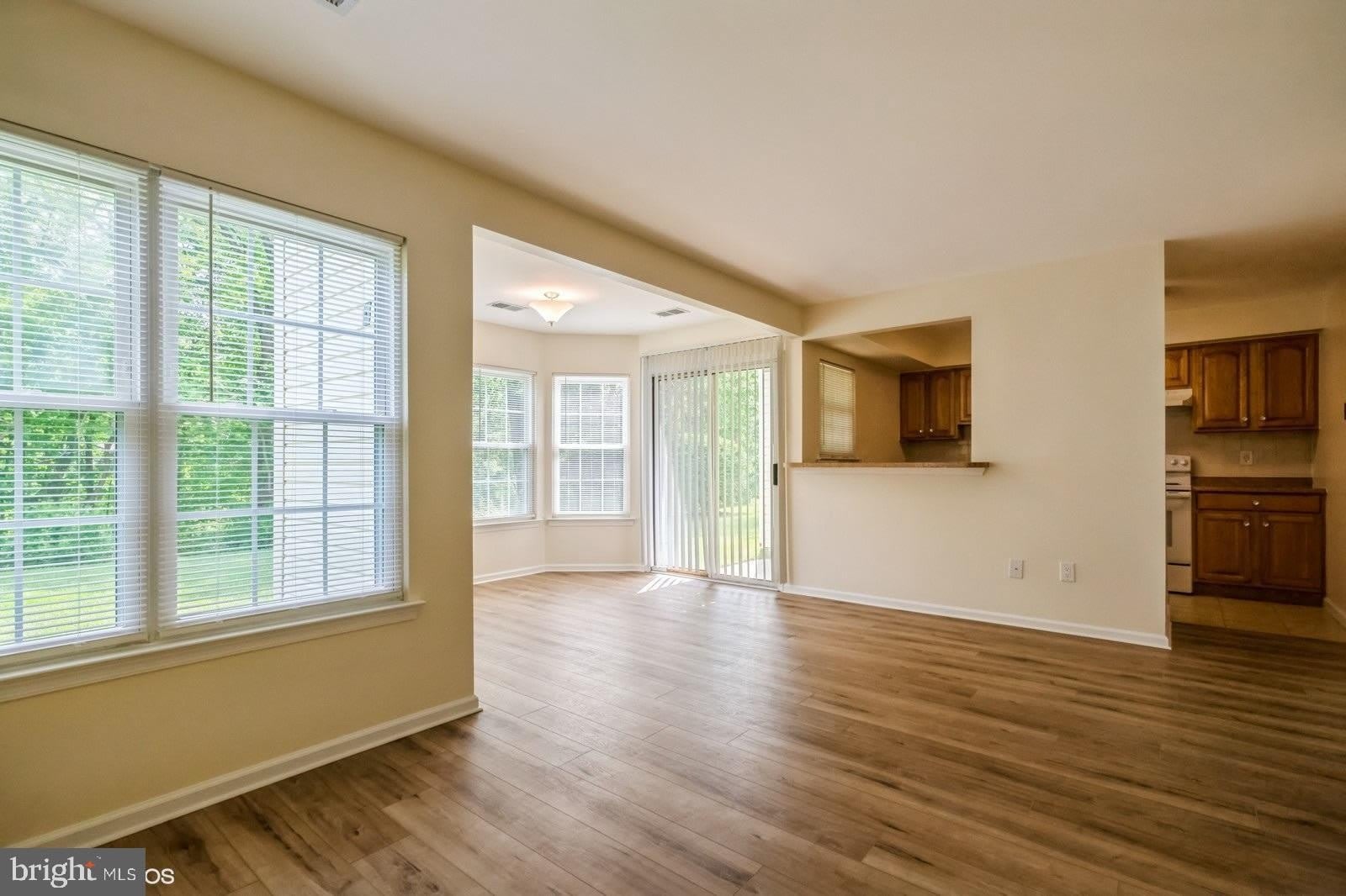 35019 BENNETT Place – photo 4