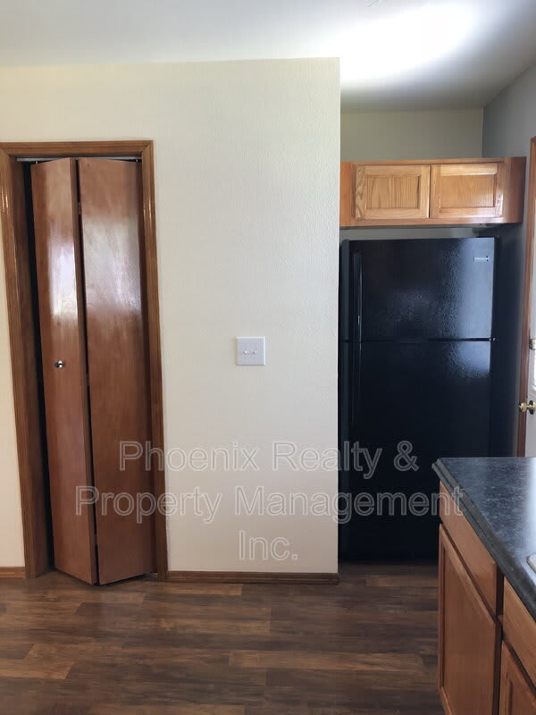 806 Sir Galahad Dr. – photo 4
