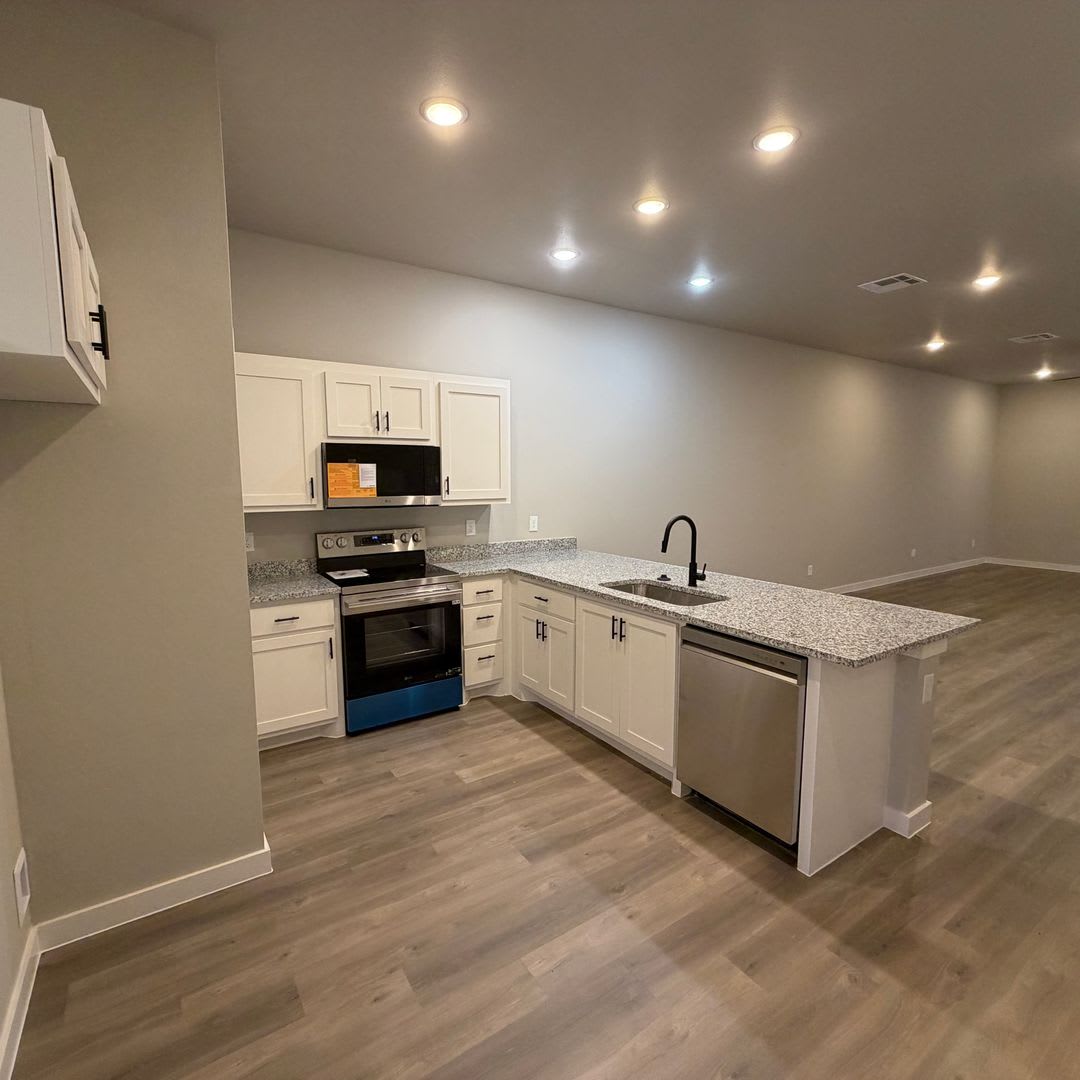 Your New Home Awaits – Brand-New 3 Bed, 2 Bath Duplexes – photo 3