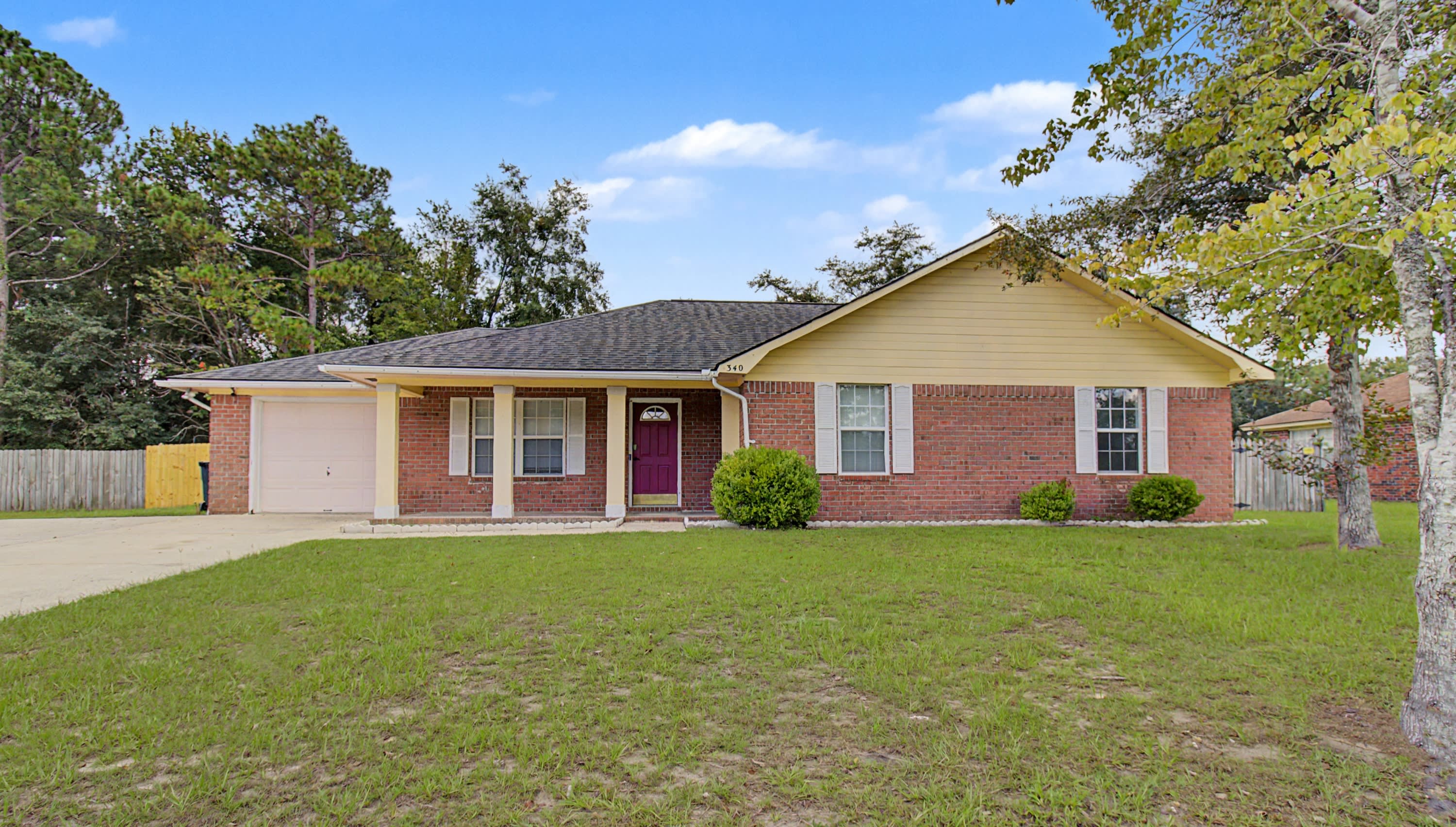 340 McCumber Drive – photo 1