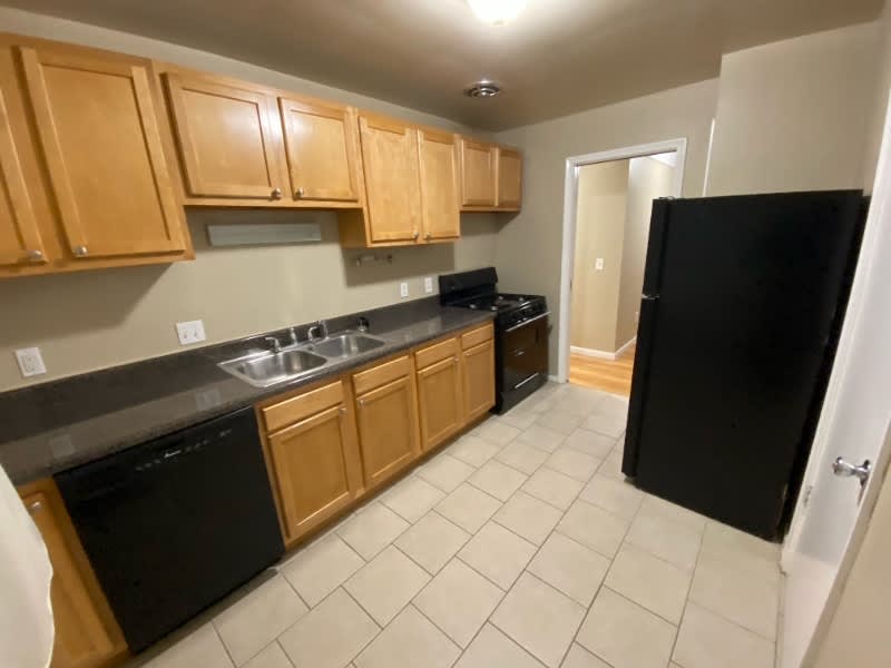 26280 Pinehurst Street – photo 5