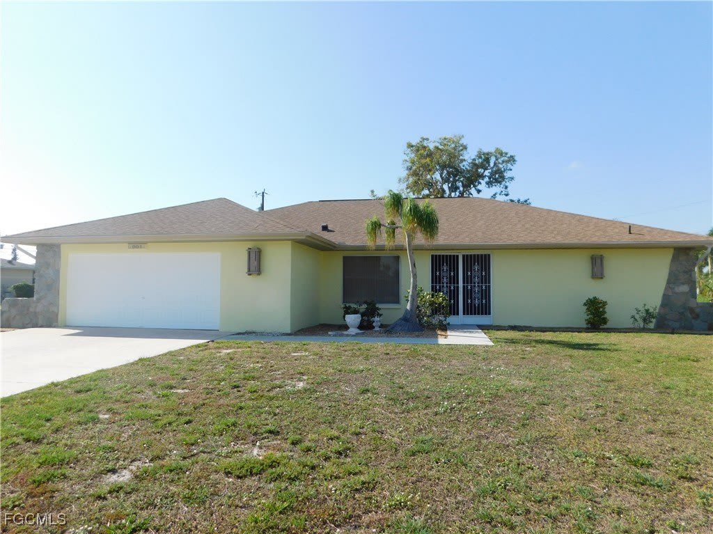 904 SE 18th Street – photo 1