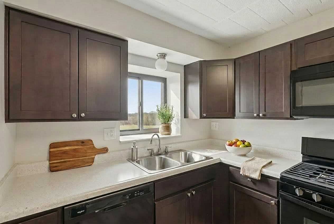 Bryn Mawr Apartments – photo 3