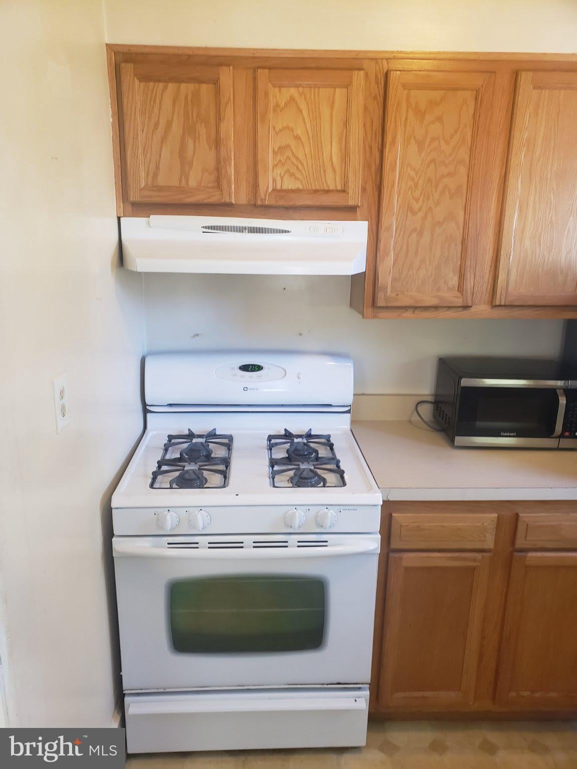5841 MAIN Street SE – photo 2