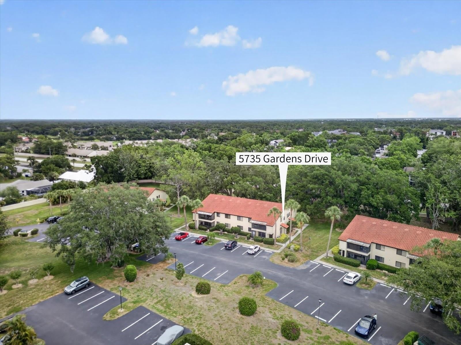 5735 Gardens Drive – photo 3