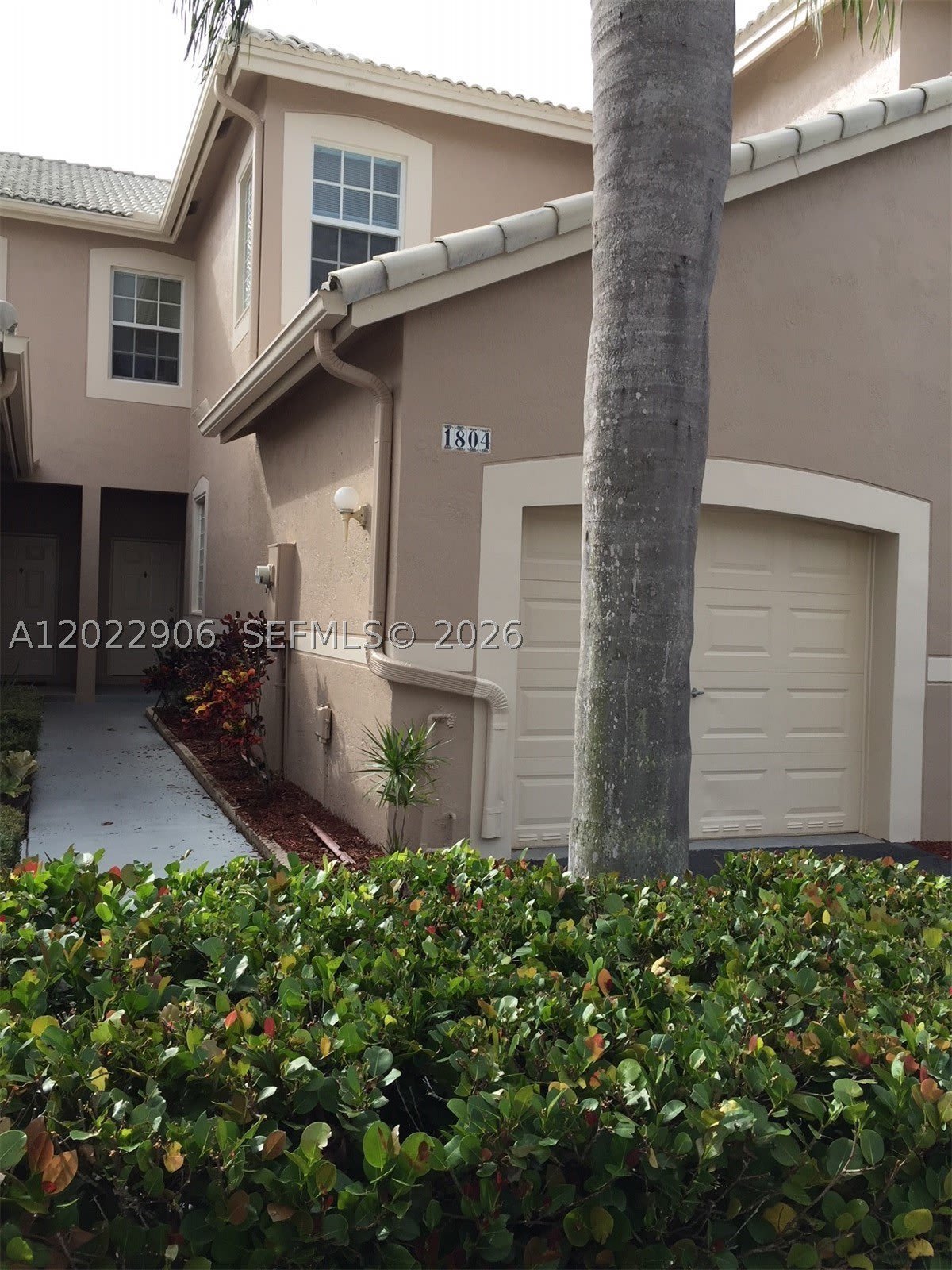 1804 Salerno Cir – photo 3