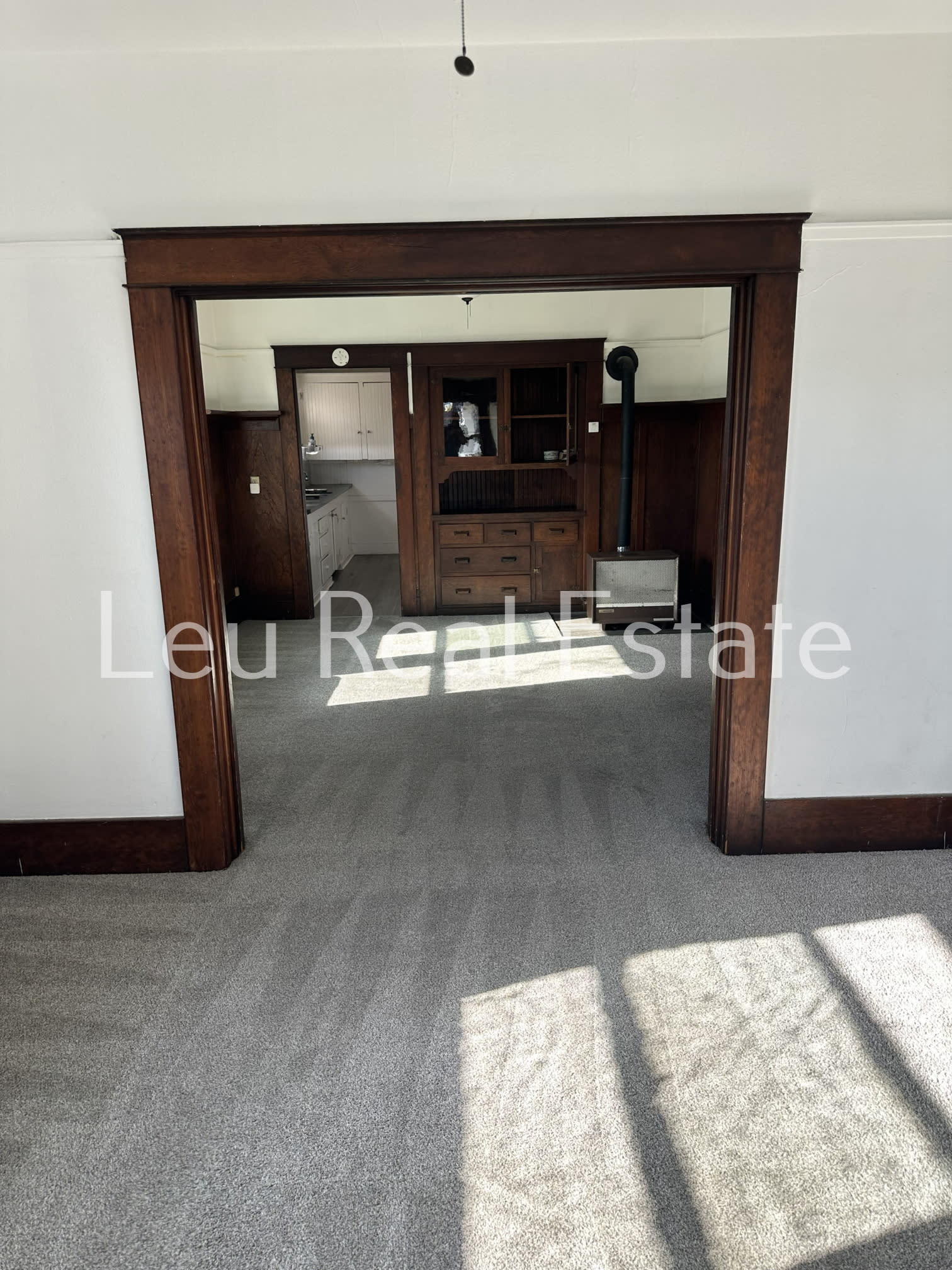 122 Grove St – photo 5