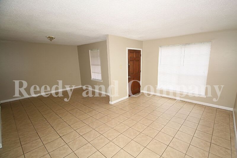 3385 Barbwood Dr – photo 5
