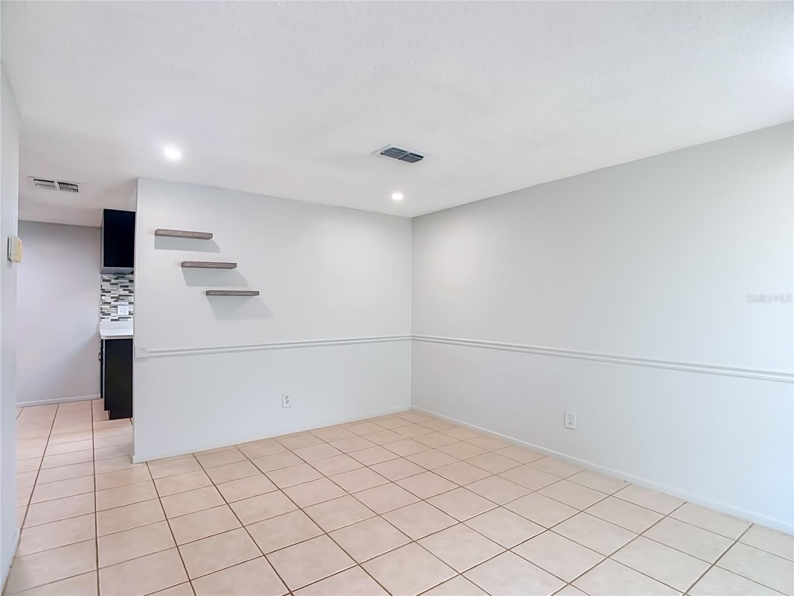 7916 WOODGROVE Circle – photo 4