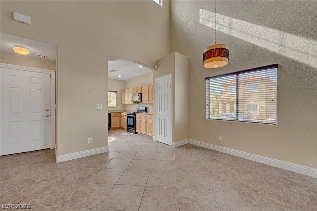 9468 THATCHED SUNLIGHT Court – photo 5