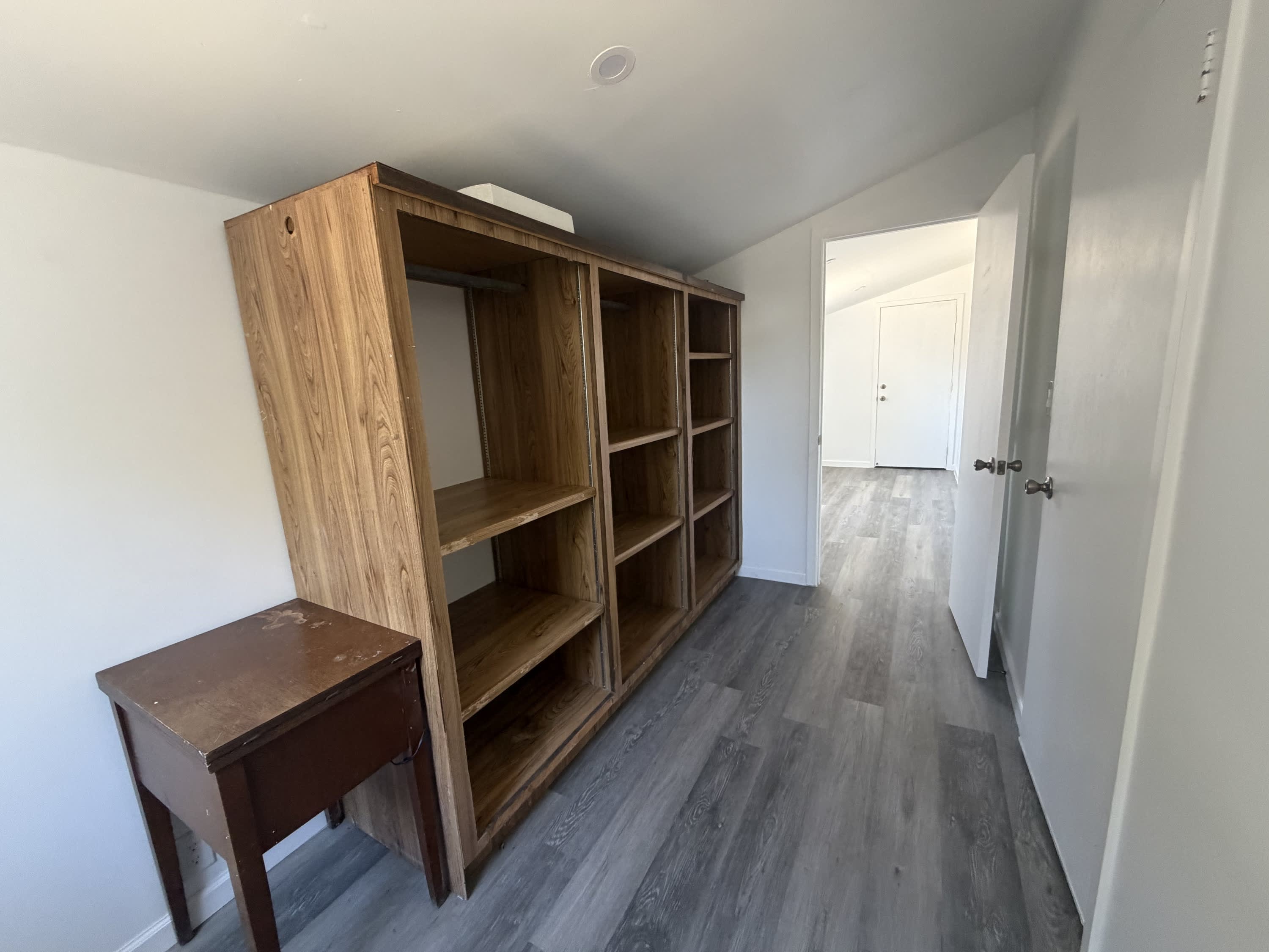 1241 Wilson Avenue – photo 4
