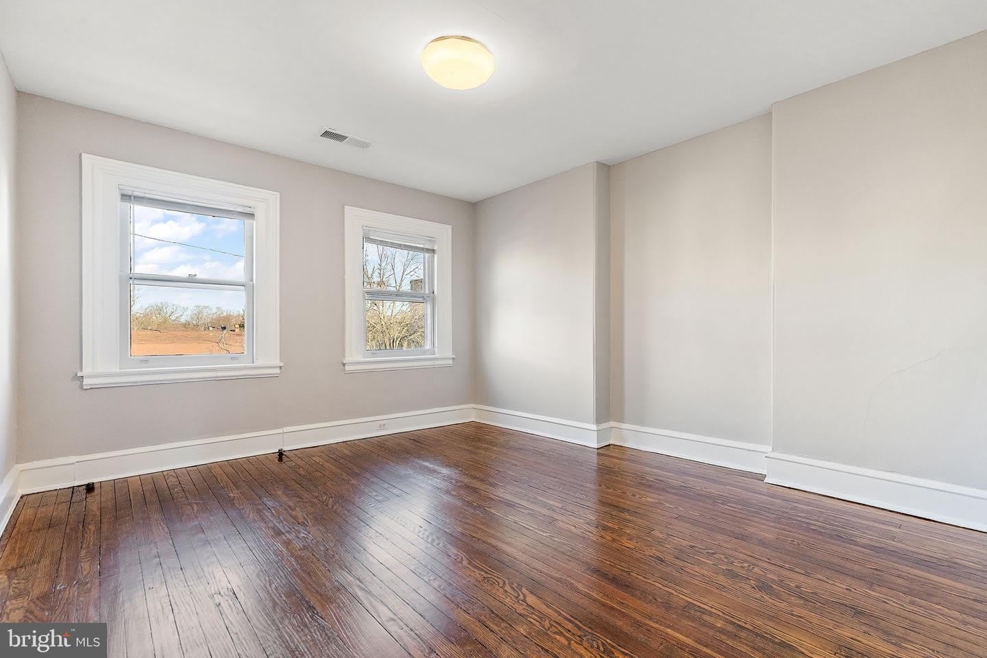 1614 N BROOM ST #3 – photo 4