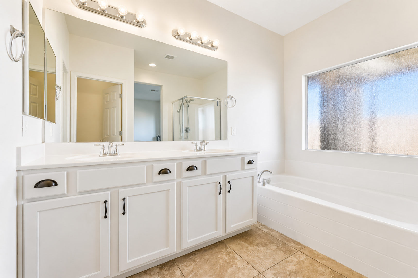 Spacious Pahrump Rental with Mountain Views & Golf Community Amenities – photo 2