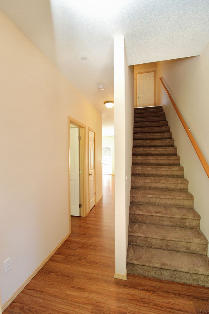 Townhome Style Duplex With Exceptional Outdoor Living Walk To Old Town Sherwood – photo 4