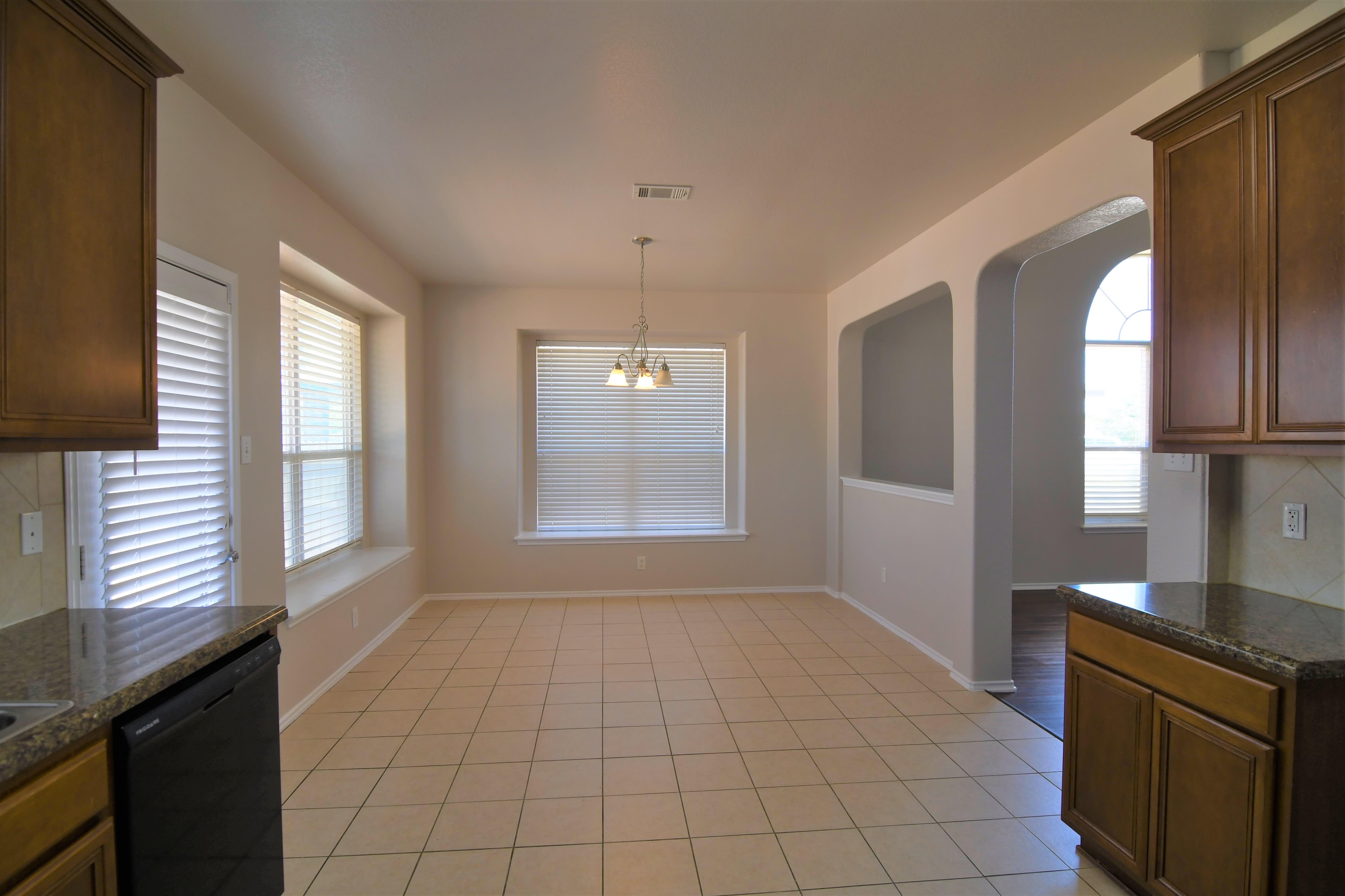 1008 Starlight Dr – photo 5