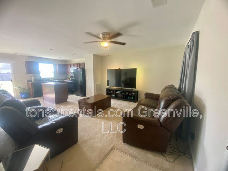4 Tattershall Road – photo 2