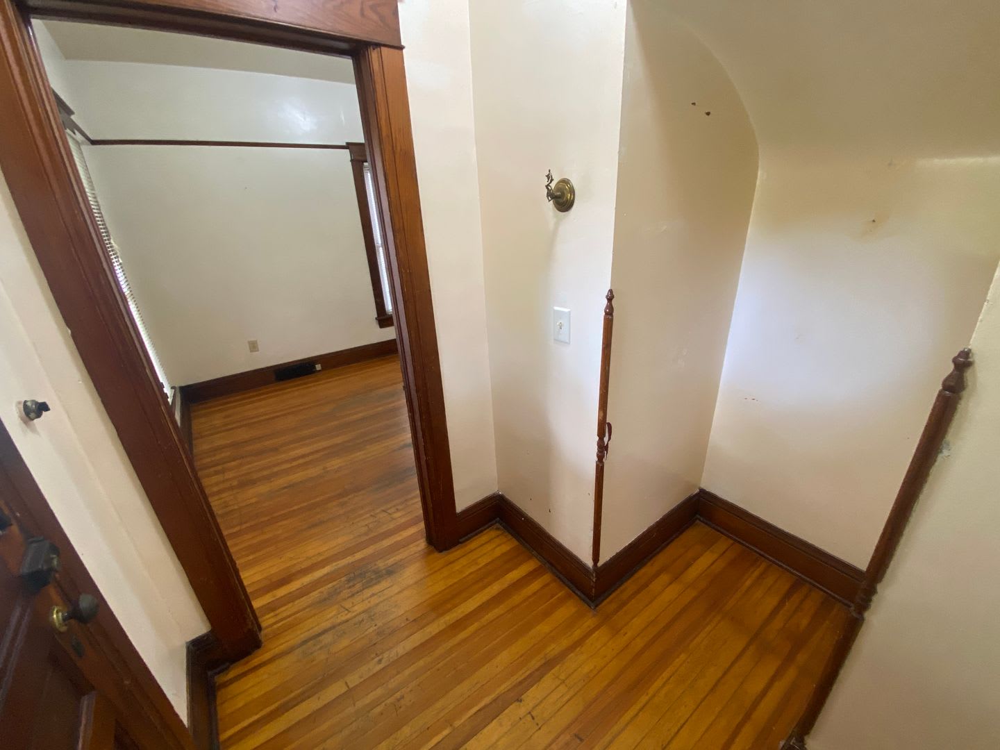 Charming 4-Bedroom Historic Home Near Downtown! – photo 4