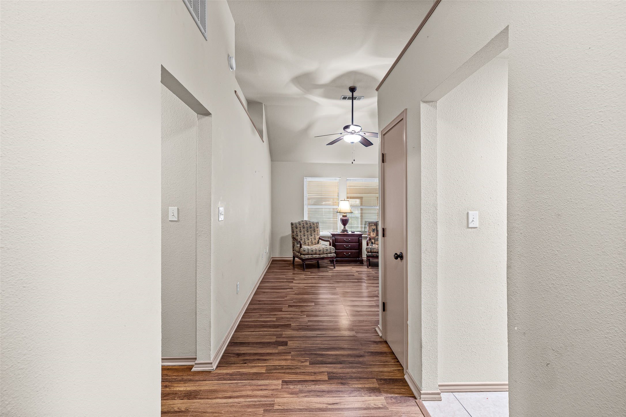 1517 Hayloft Lane – photo 3