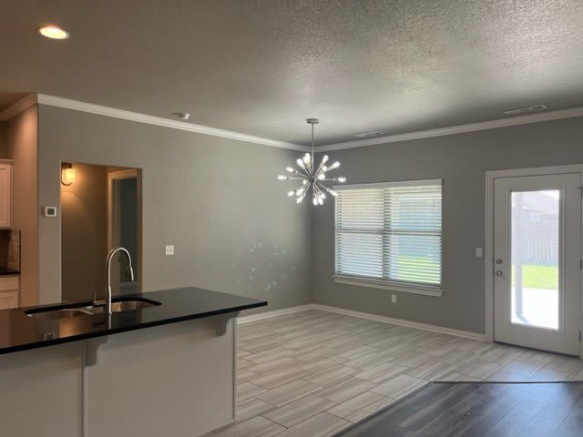 4338 Leafield Street – photo 3