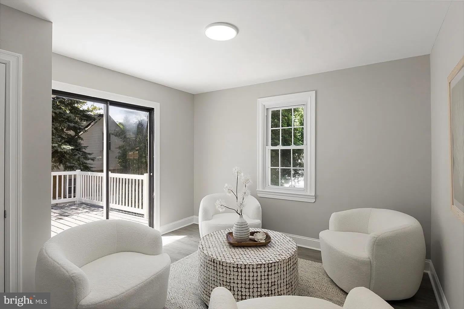 217 CHESTNUT Street – photo 3