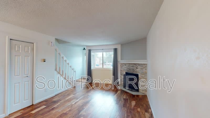 1297 Vondelpark Drive – photo 3