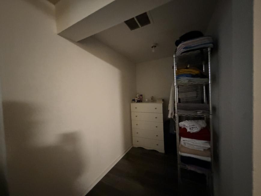 4060 N Kenmore Ave – photo 4