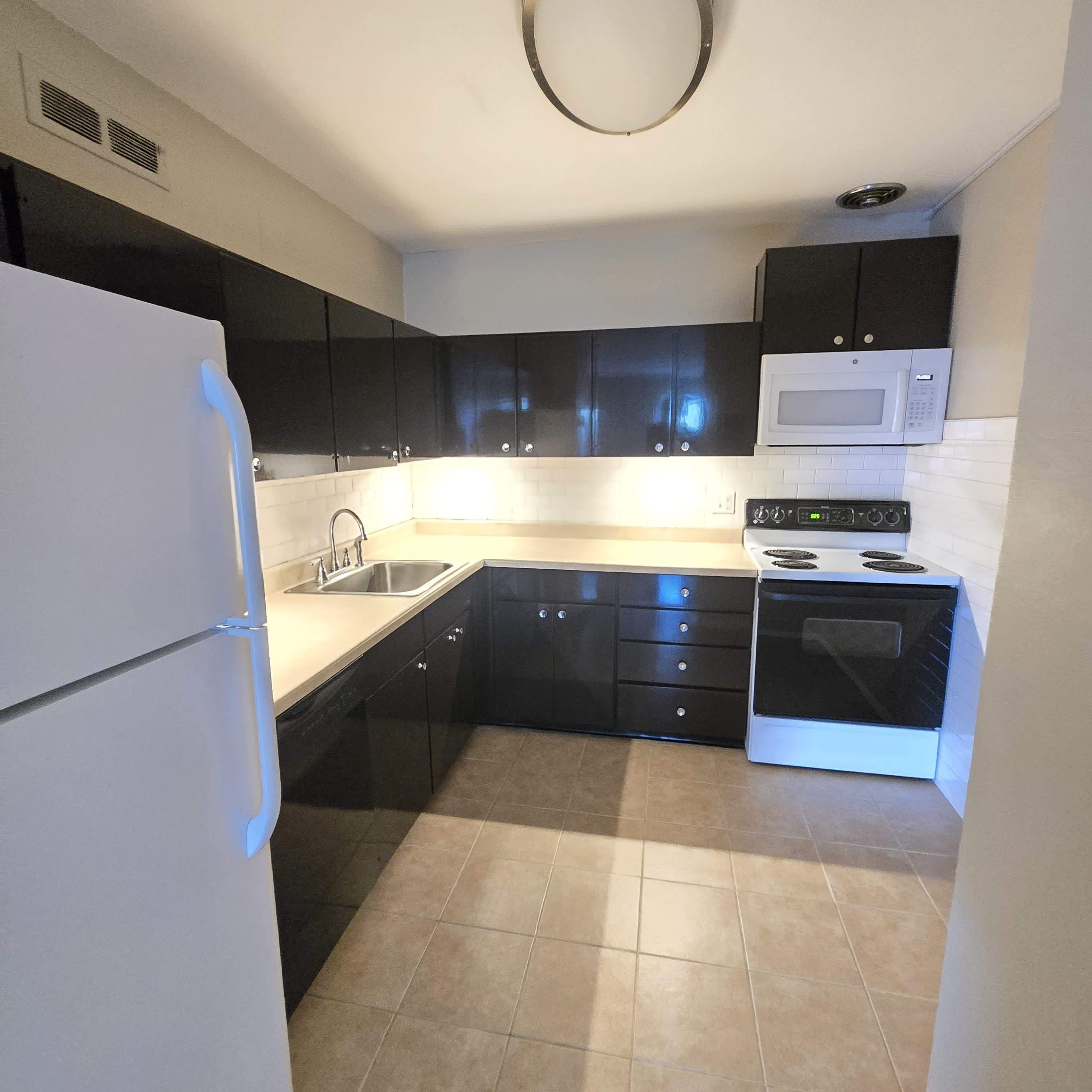 5939 Nagel Ave – photo 4