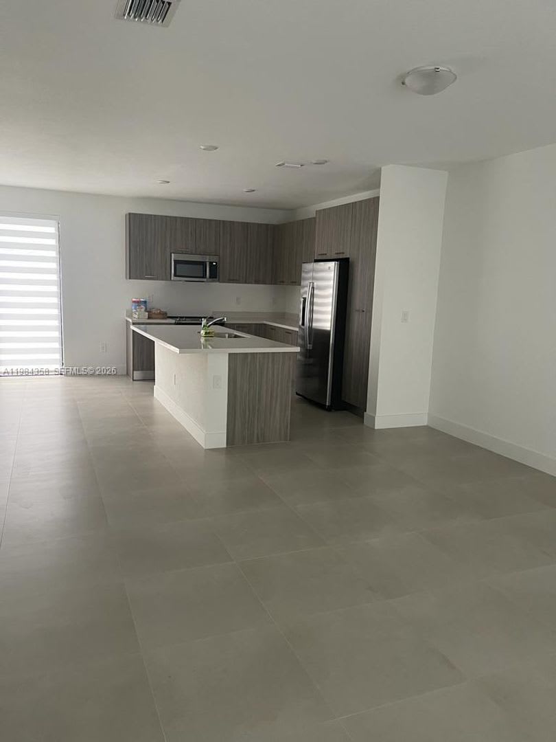 13637 SW 157th Place, Miami, FL 33196 – photo 1