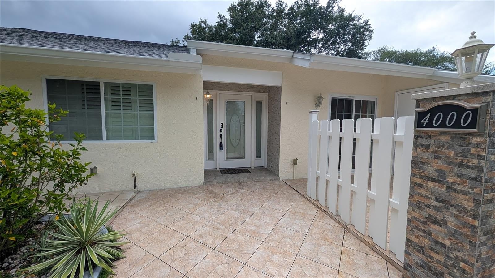 4000 POINCIANA Court – photo 2