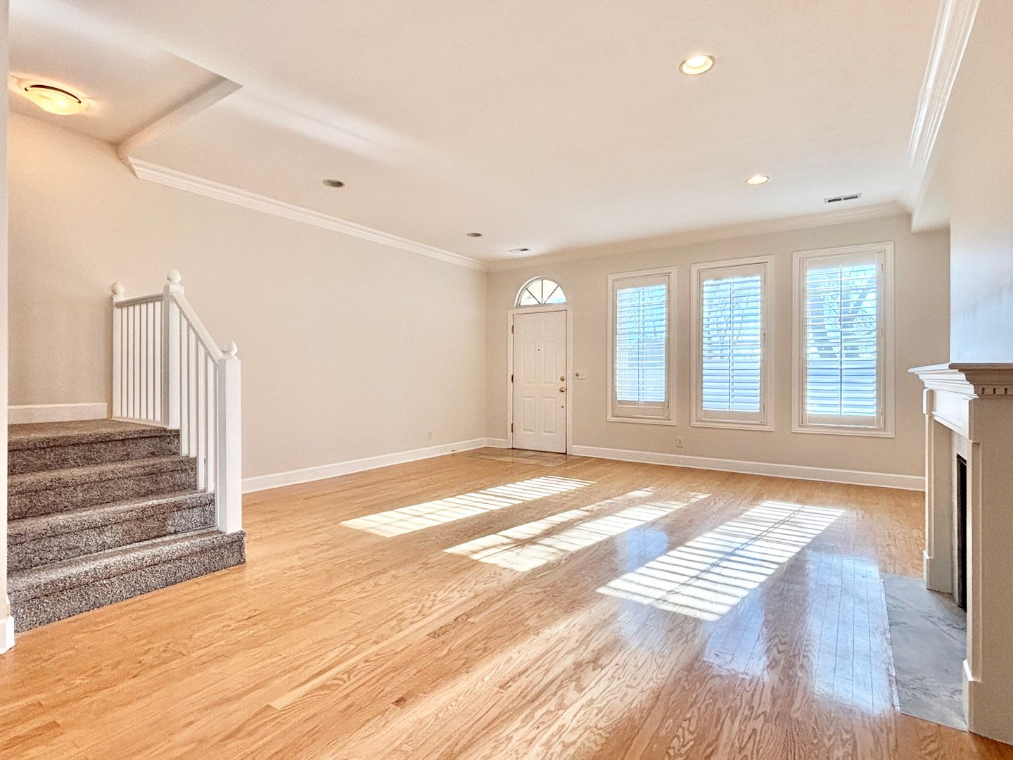 Beautiful & Private Millcreek Townhome! – photo 4