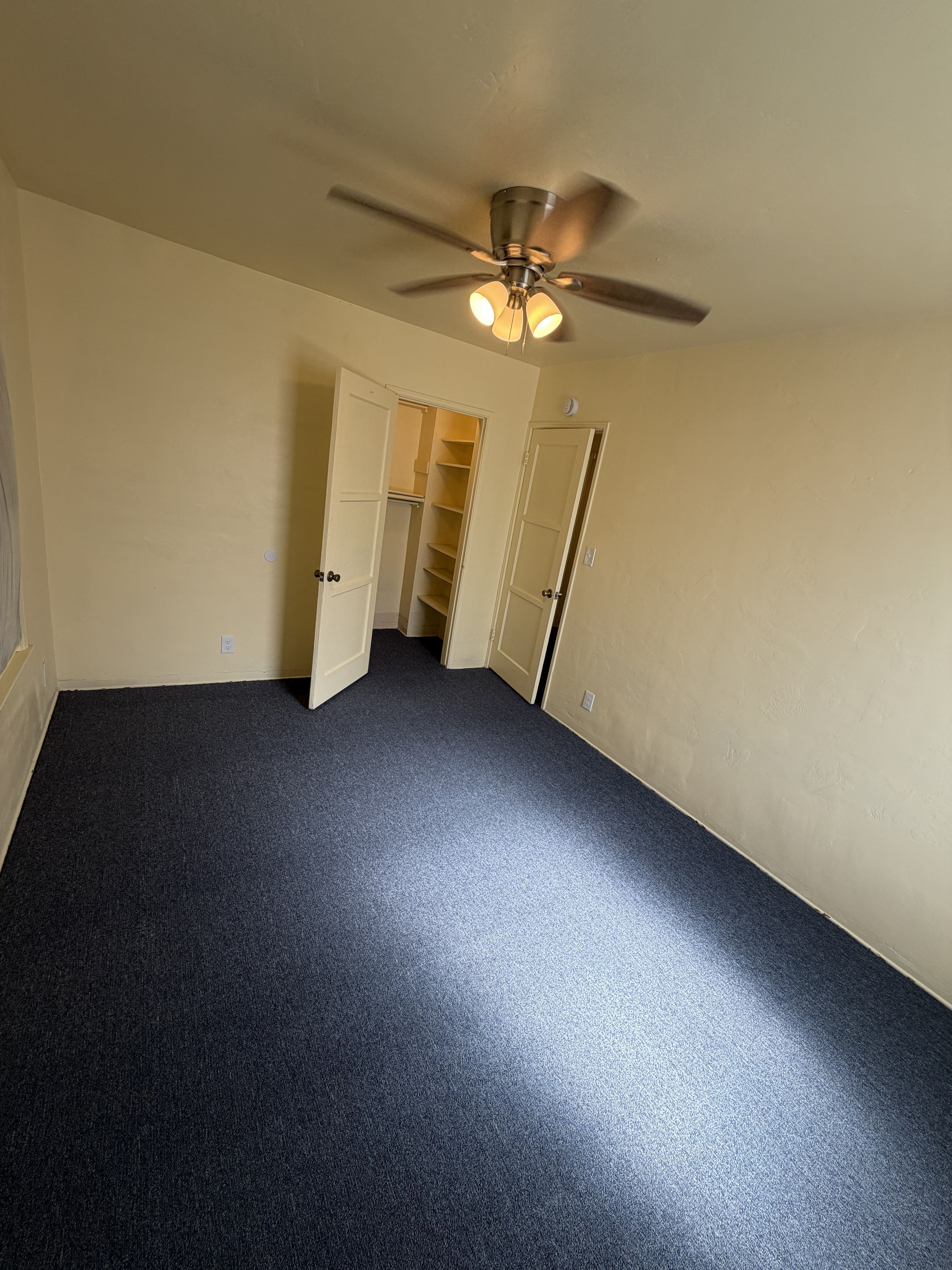 5887 Gardenia Avenue – photo 4