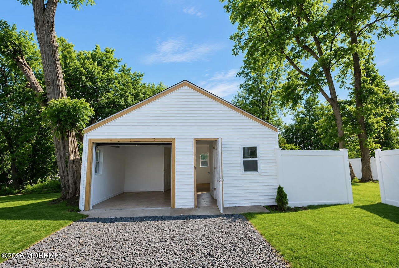 130 Court Street – photo 3