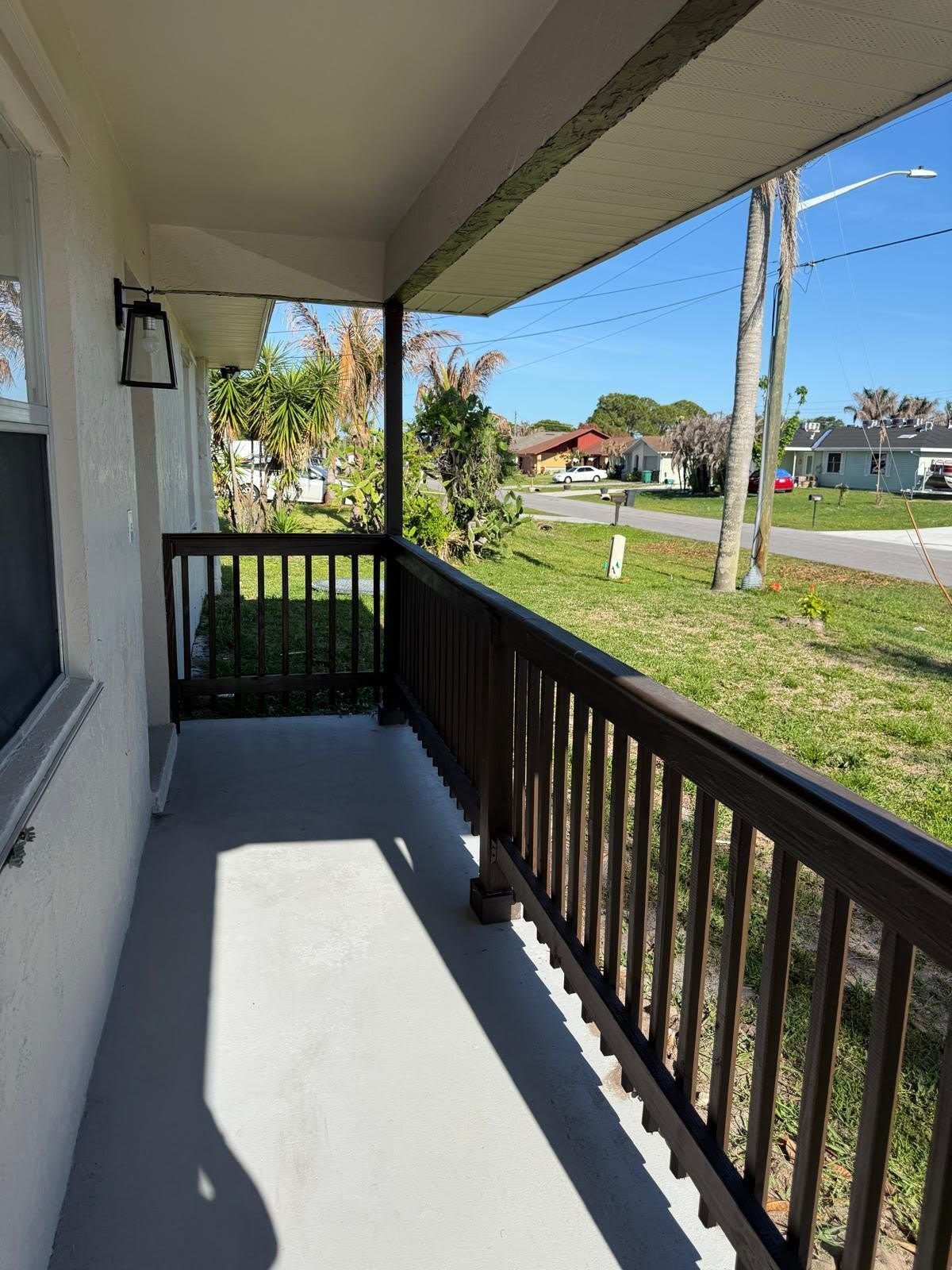 699 NW Riverside Drive – photo 5