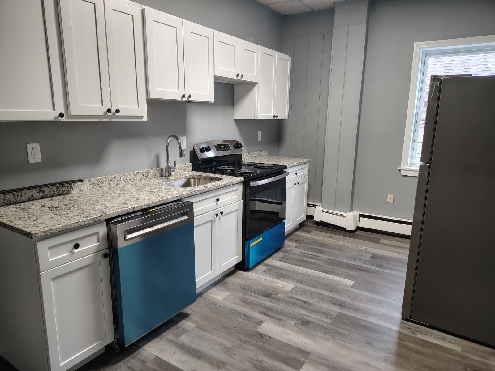 743 Park Street, Apt 4E – photo 4