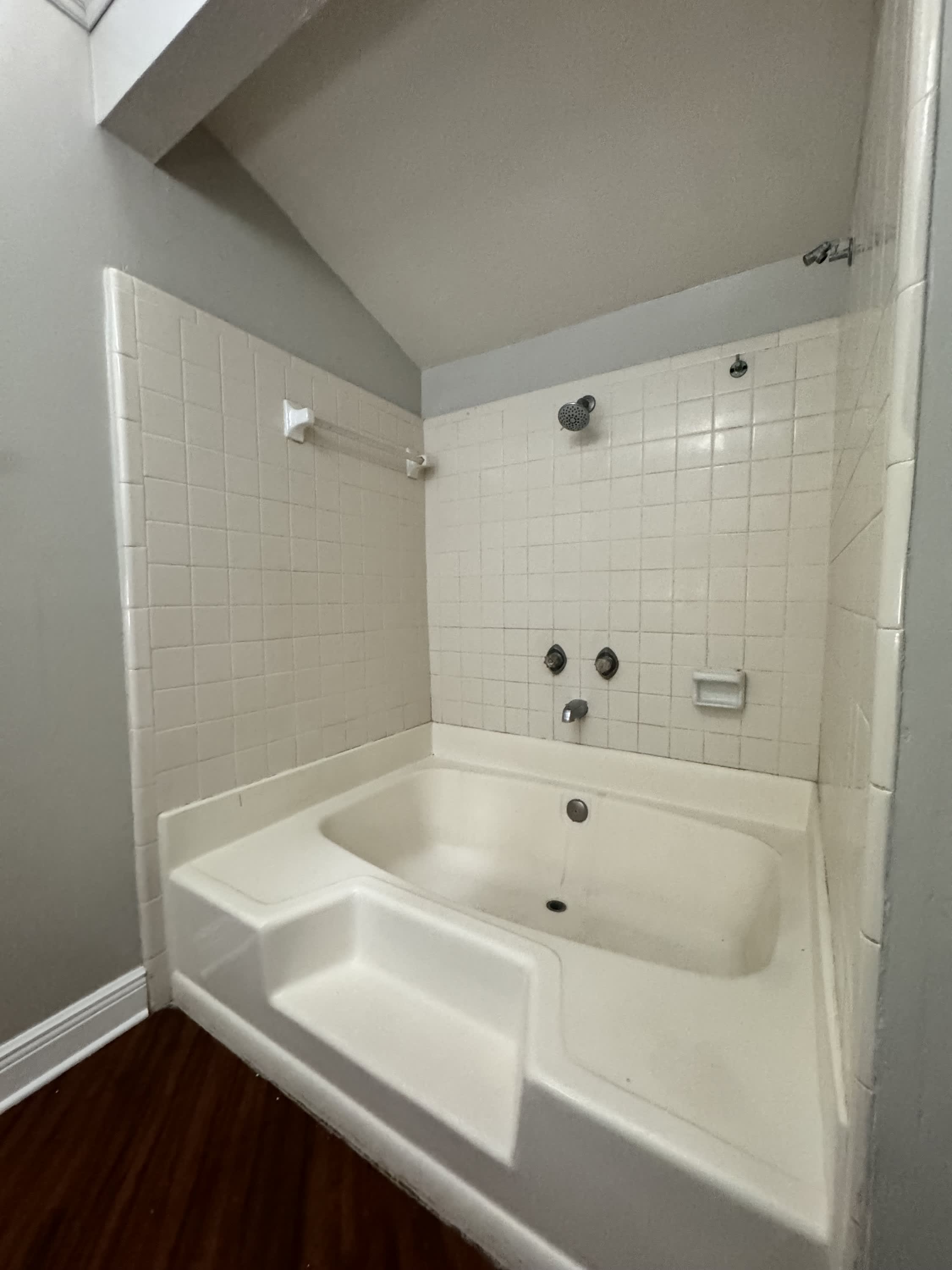 1211 Stone Greene Ct – photo 3