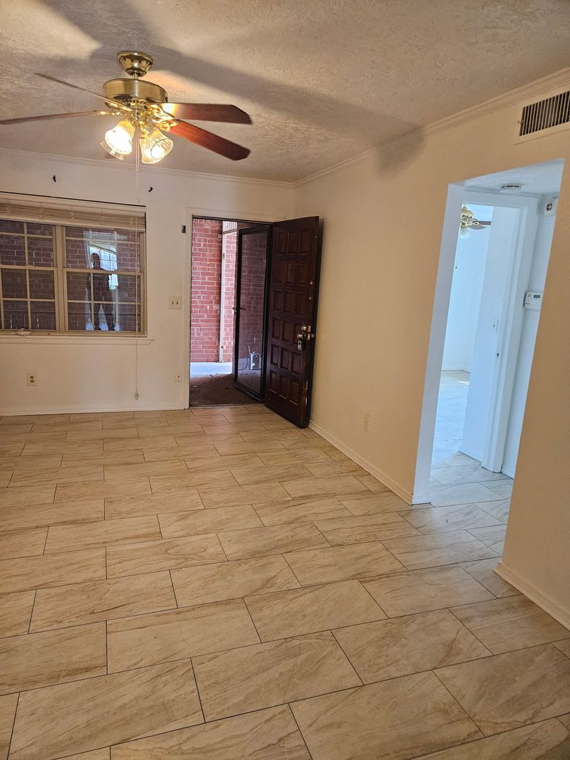 Great 2 Bedroom Condo! – photo 5