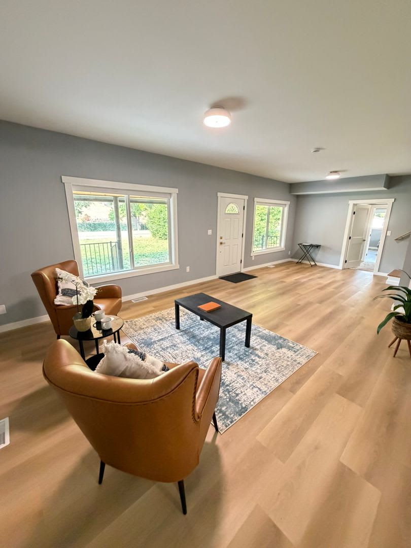 New Remodeled 3 Bedroom On Acreage – photo 3