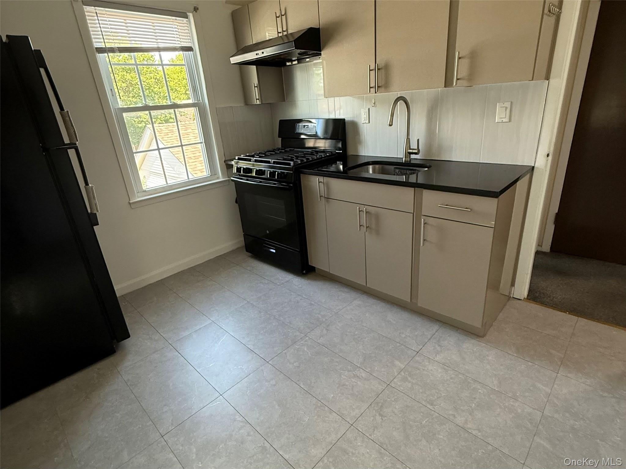8838 247th Street – photo 1