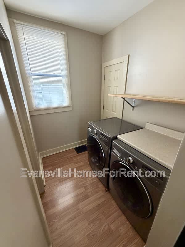 2502 West Delaware Street – photo 4