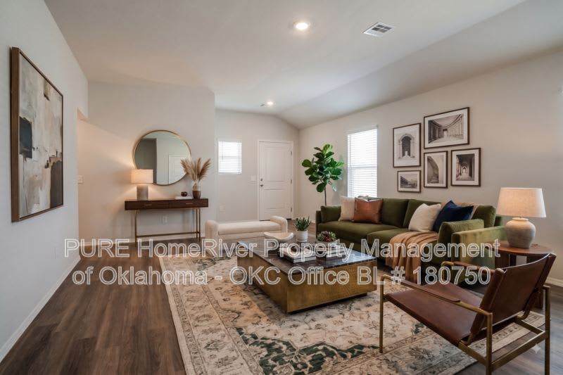 1212 Guthrie Farms Blvd – photo 2