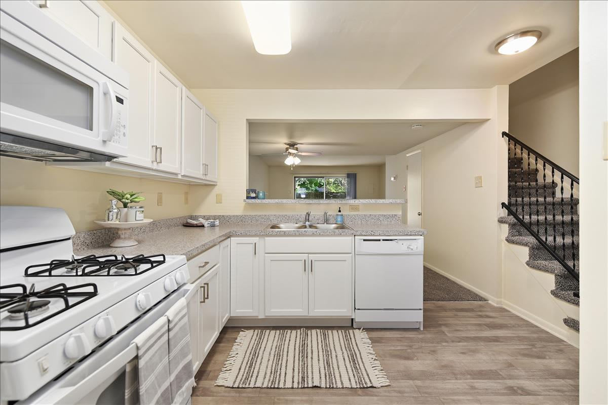 908 Upshur Street – photo 5