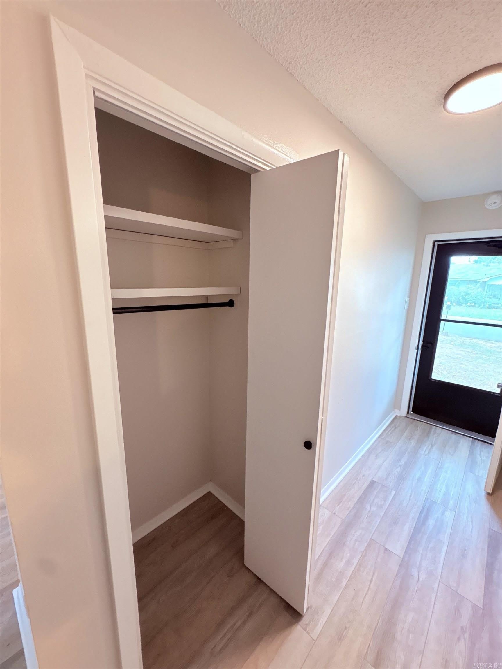 220 Randall Drive – photo 3