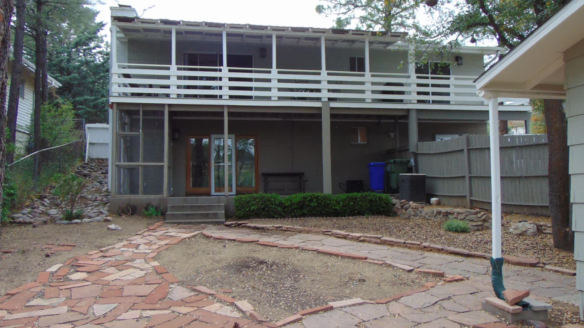 401 Canyon Springs Road*VACATION RENTAL* – photo 2
