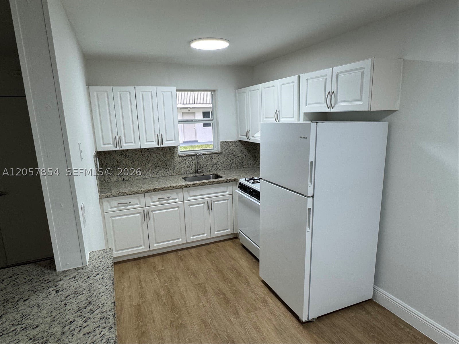 6775 SW 44th St – photo 4