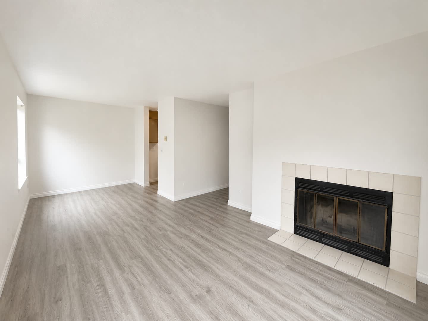 Francis Apartments – photo 4