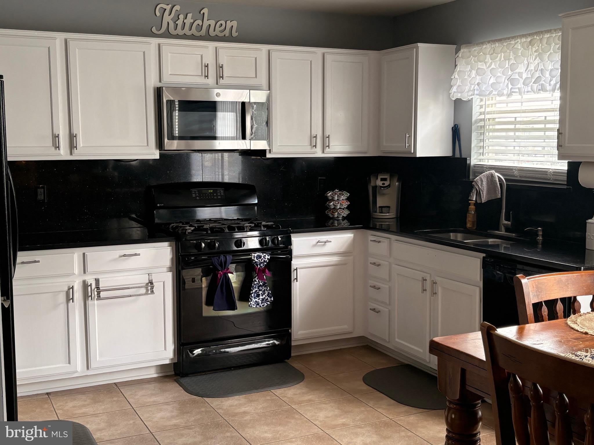 3873 SHINER Court – photo 4