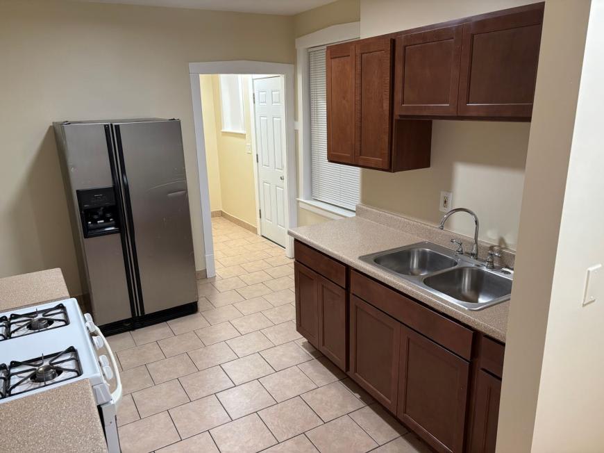 5458 West Byron St. – photo 2