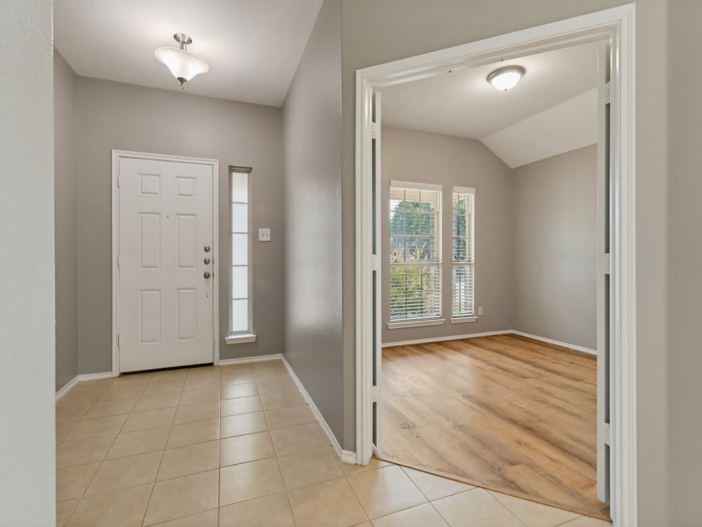 1101 Kaufman Road – photo 2