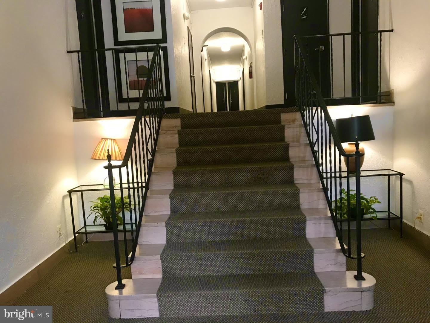 1439 EUCLID ST NW #202 – photo 4